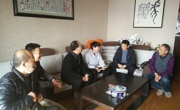 数学科学公司春节前慰问老党员和生活困难党员