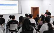 马赛大学Patrick Sole 教授应邀到公司作报告