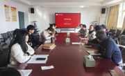 公司召开期中教学检查教师座谈会和研究生导师座谈会